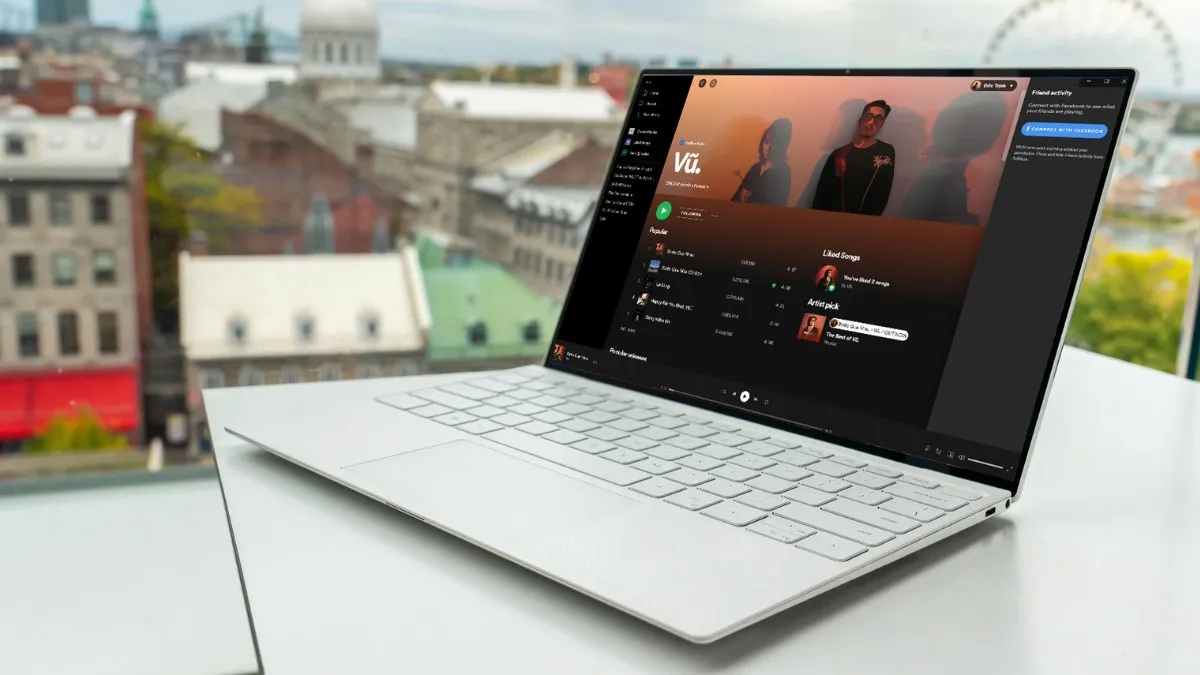 Sử dụng phần mềm chuyên dụng để đo nhiệt độ và kiểm tra sức khỏe của card đồ họa