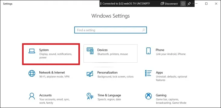 Vào mục System để quản lý cấu hình hiển thị và âm thanh cho máy tính