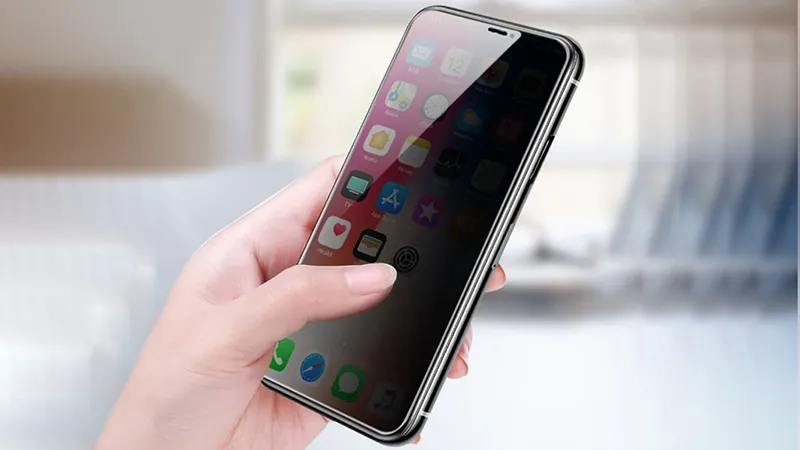 chống nhìn trộm màn hình iPhone 1
