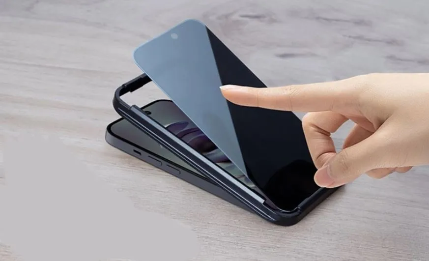 chống nhìn trộm màn hình iPhone 3