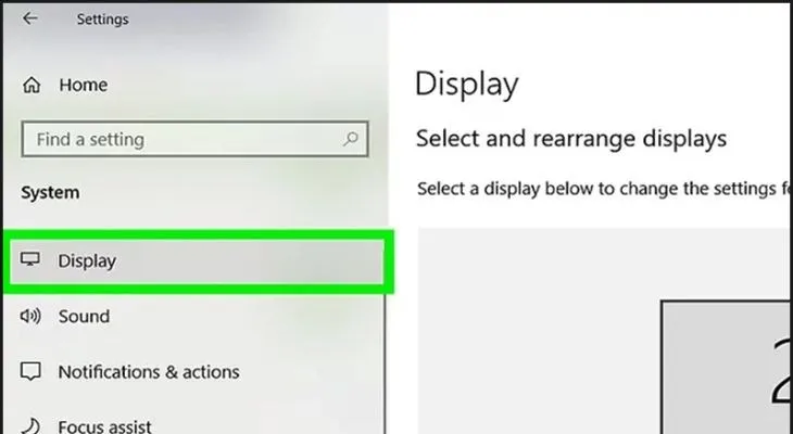 Chọn mục Hiển thị (Display) trong cài đặt Hệ thống để cấu hình màn hình