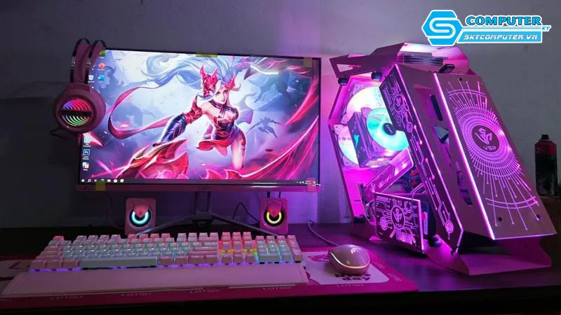 Không gian trưng bày máy tính hiện đại tại cửa hàng Sky Computer