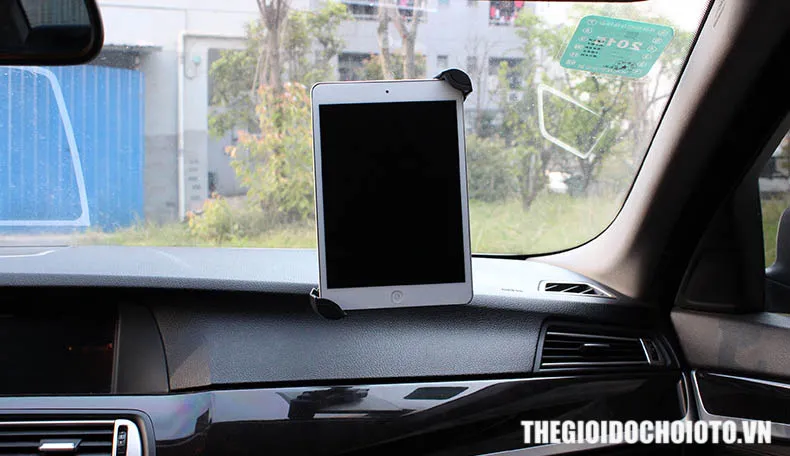 Độ hoàn thiện cao với các đường nét tinh sảo mang lại vẻ sang trọng cho nội thất xe