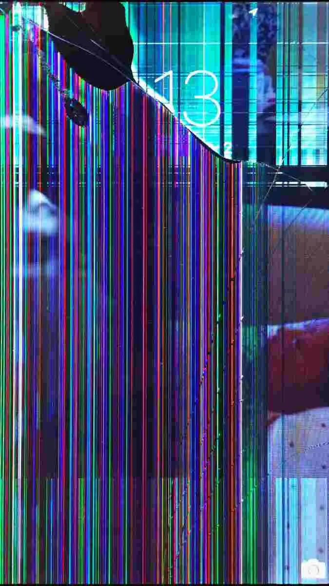 Ảnh bể màn điện thoại 3D giống thật, độc đáo