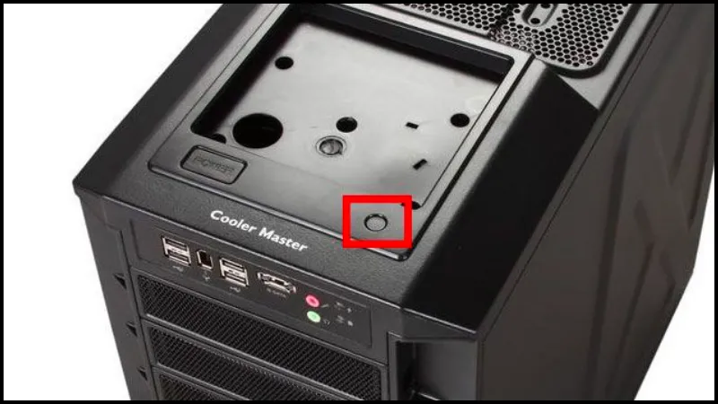 Vị trí nút nguồn trên thùng máy tính để bàn thường được thiết kế ở khu vực dễ quan sát nhất