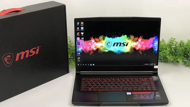 Hệ thống tản nhiệt tiên tiến giữ cho máy luôn mát mẻ ngay cả khi xử lý tác vụ nặng