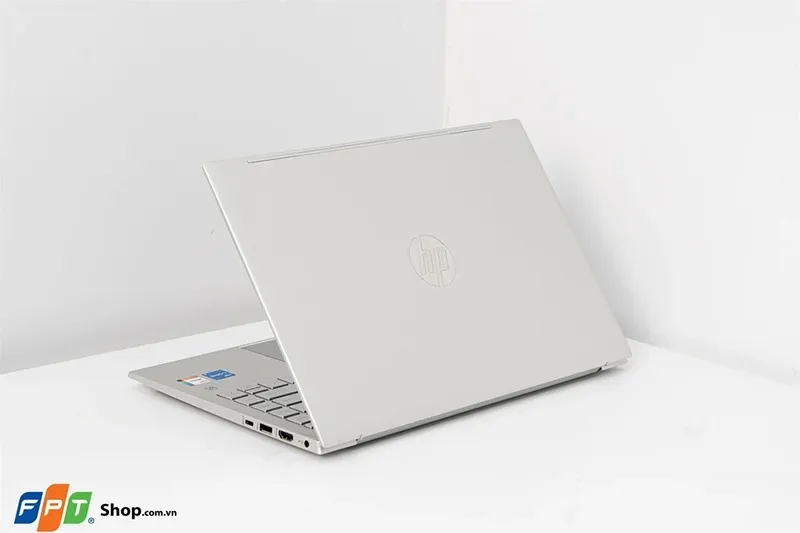 Trải nghiệm làm việc đa nhiệm mượt mà trên màn hình độ phân giải cao