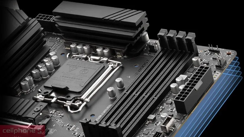 Cận cảnh thiết kế hiện đại của bo mạch chủ MSI với hệ thống tản nhiệt và khe cắm mở rộng