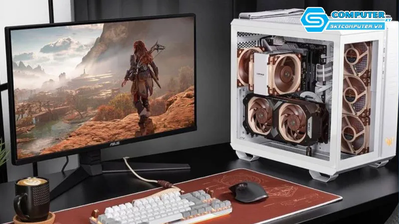 Kỹ thuật viên tại MeTech PC đang lắp đặt bộ máy tính Gaming cấu hình cao
