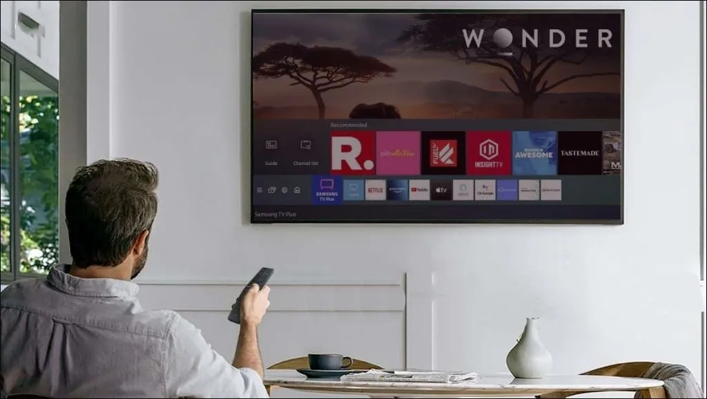 Kiểm tra tấm nền tivi Sony bằng cách quan sát kỹ các dấu hiệu vật lý để xác định lỗi phần cứng