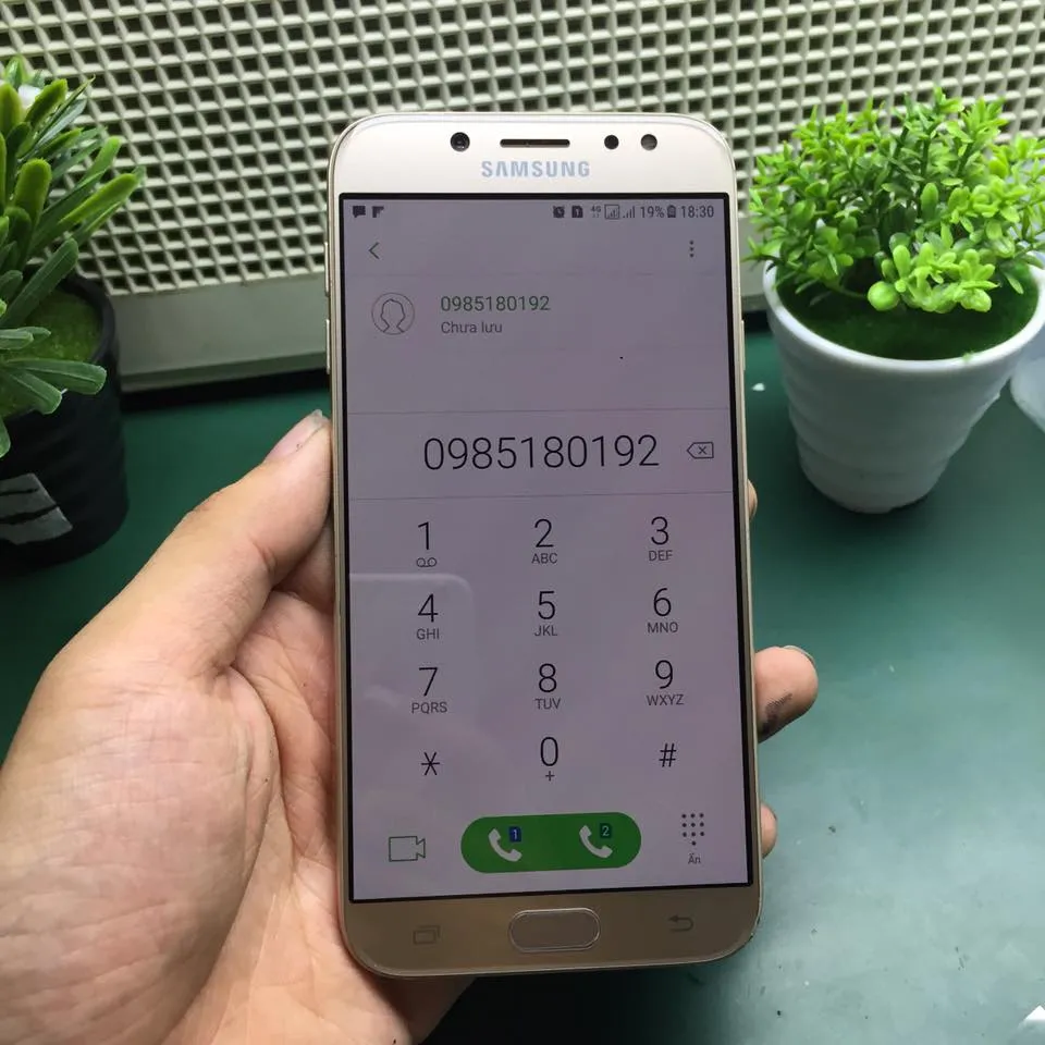 Thay mặt kính samsung j7 pro