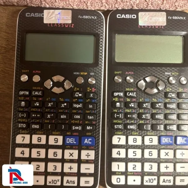 Các dòng máy tính Casio phổ biến được phân loại kỹ càng trước khi đưa vào kho lưu trữ thiết bị thanh lý
