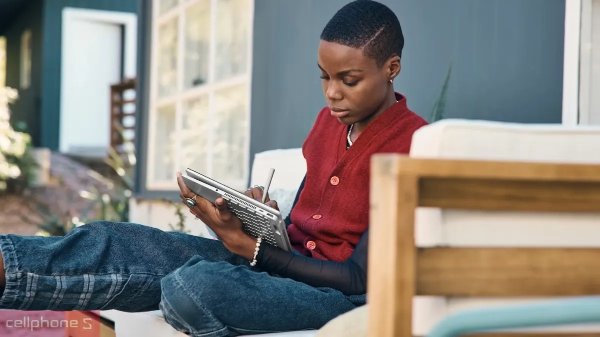 Laptop HP Pavilion với thiết kế trẻ trung, cân bằng hiệu năng và giá thành